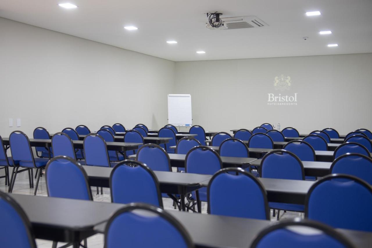 Bristol Infinity Rio Claro Hotel Kültér fotó
