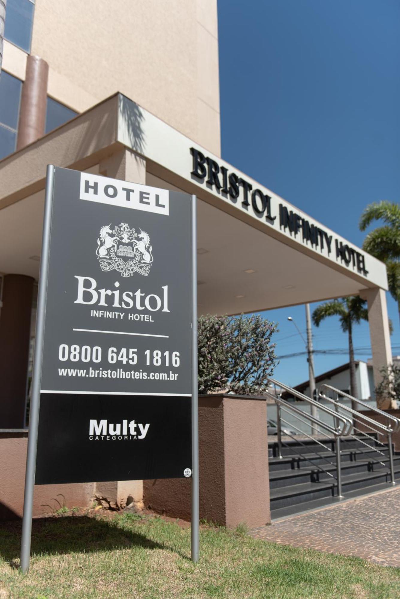 Bristol Infinity Rio Claro Hotel Kültér fotó